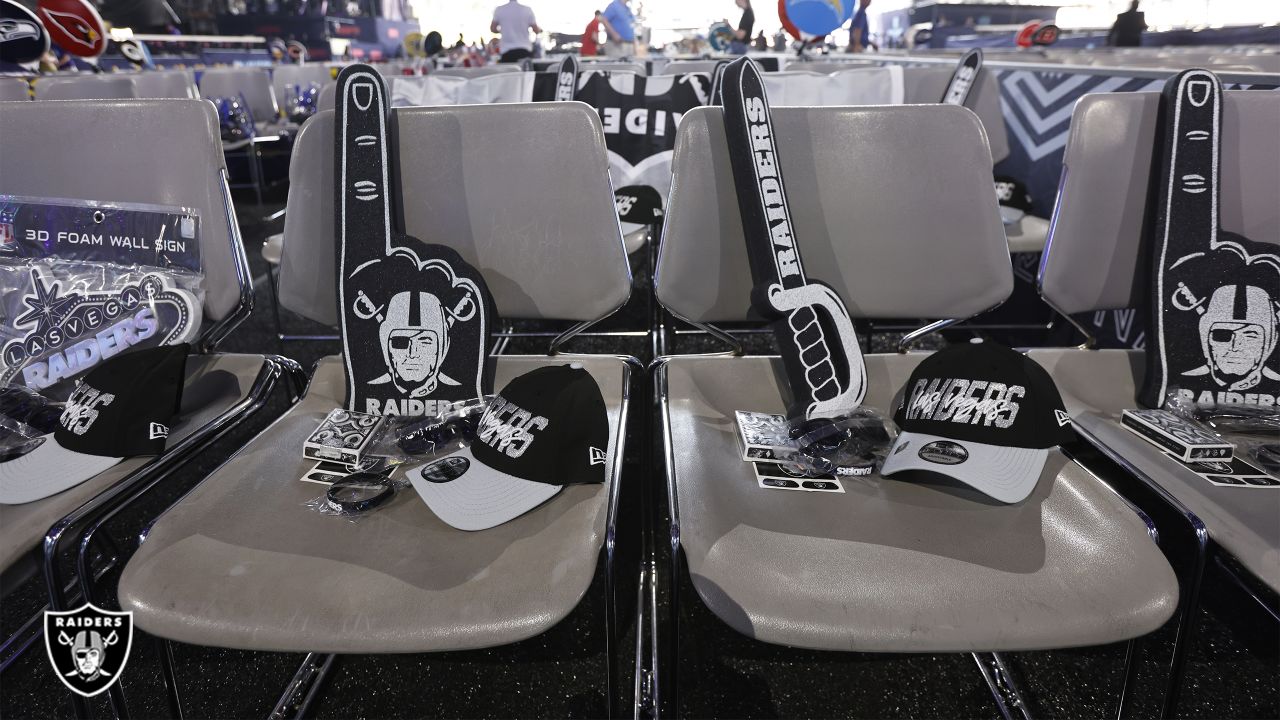 2022 NFL draft Day 2 photos: Raider Nation and Strip headliners