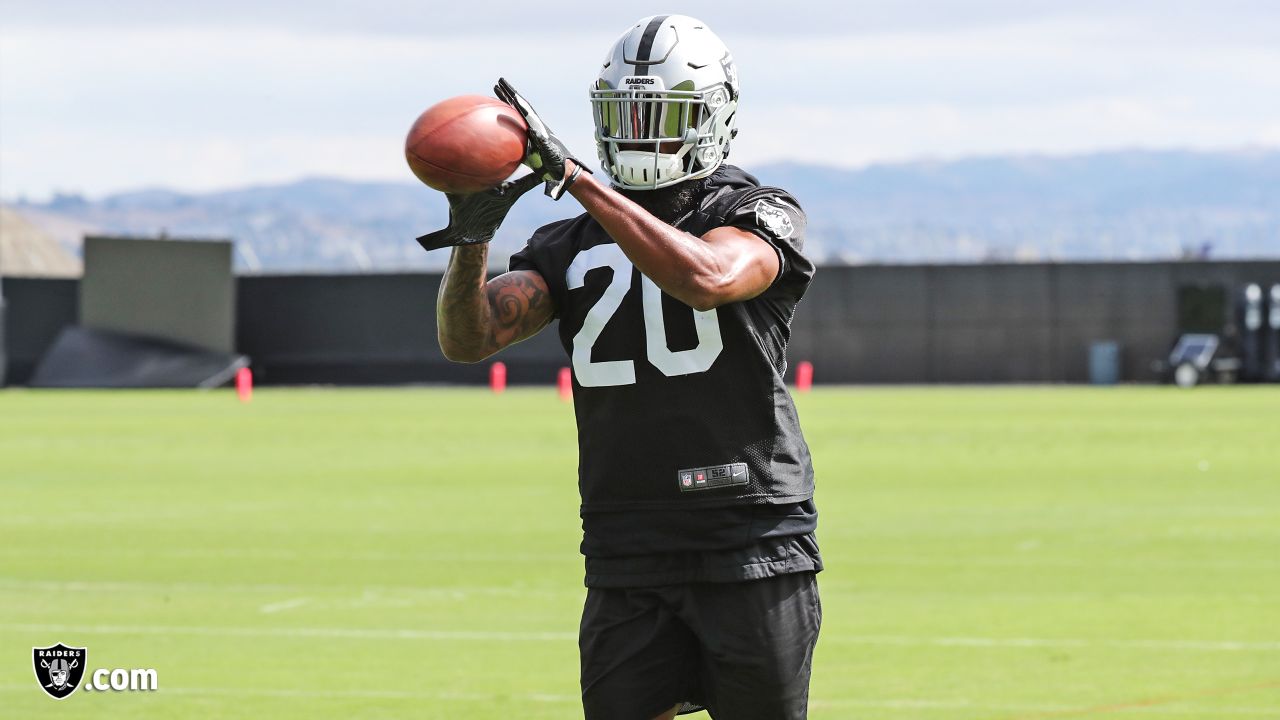 Oakland Raiders: Slimmer Marquel Lee could improve in coverage