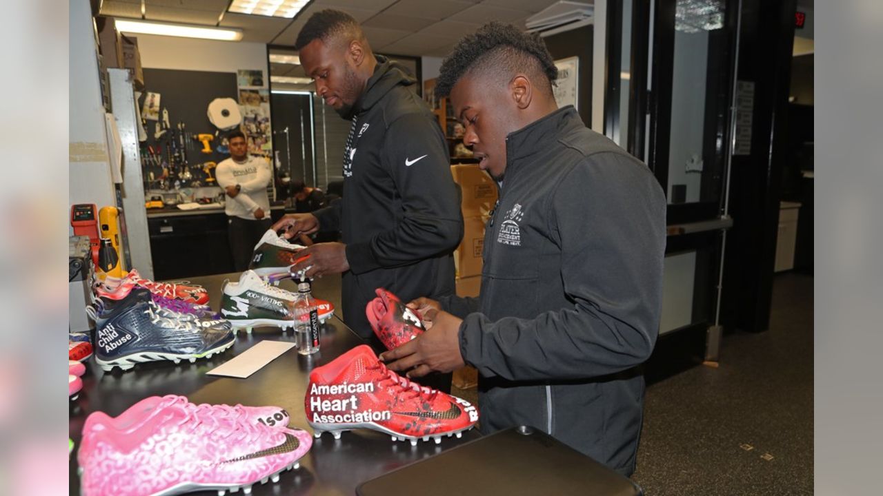 A valued member of the Raiders organization, Bob Romanski wins NFL  Equipment Manager of the Year