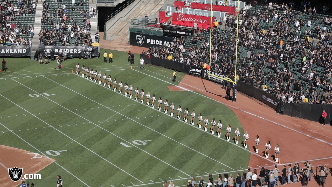 Los Angeles, USA. 18 August 2018. Oakland Raiders during the NFL Oakland  Raiders vs Los Angeles Rams at the Los Angeles Memorial Coliseum in Los  Angeles, Ca on August 18, 2018. Jevone