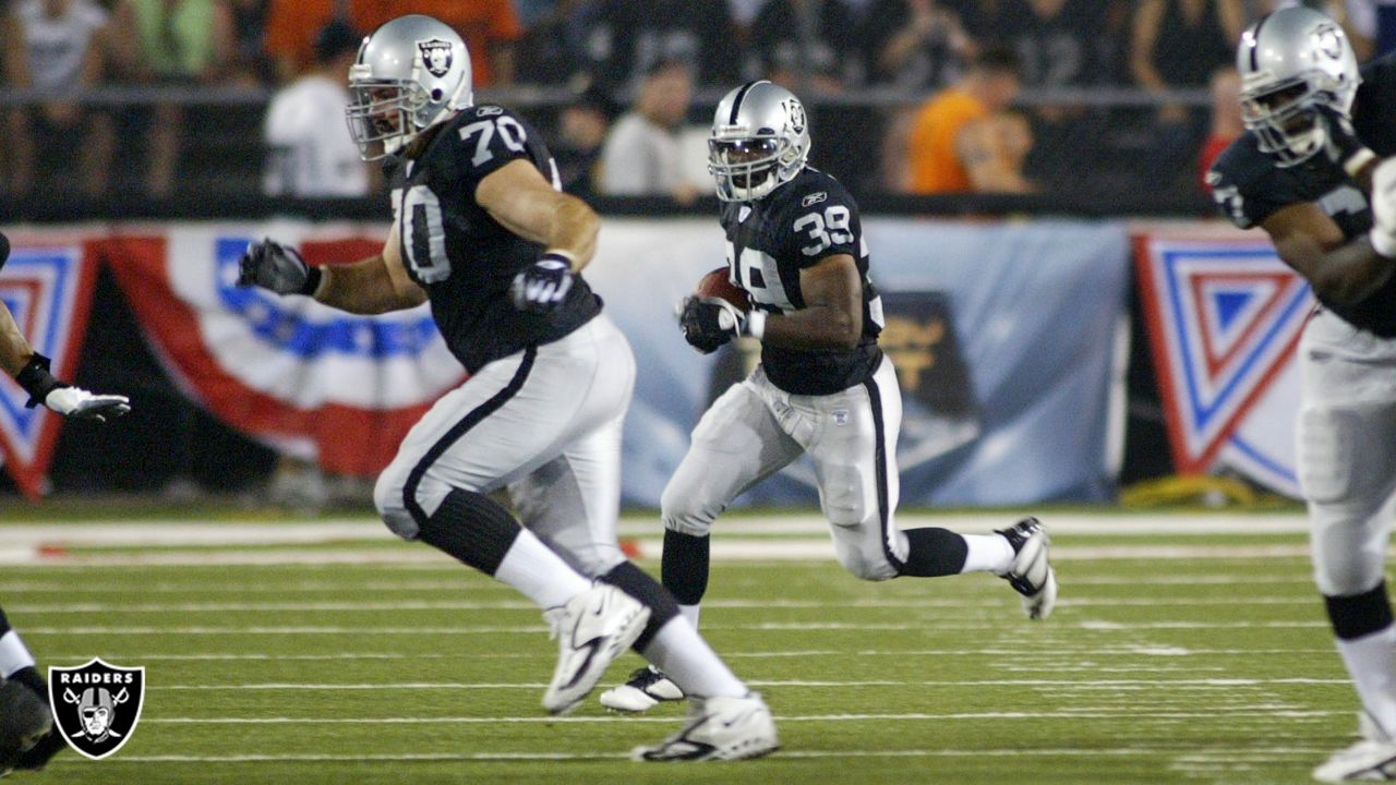 Throwback Thursday: Raiders take down the Eagles in the 2006 Hall