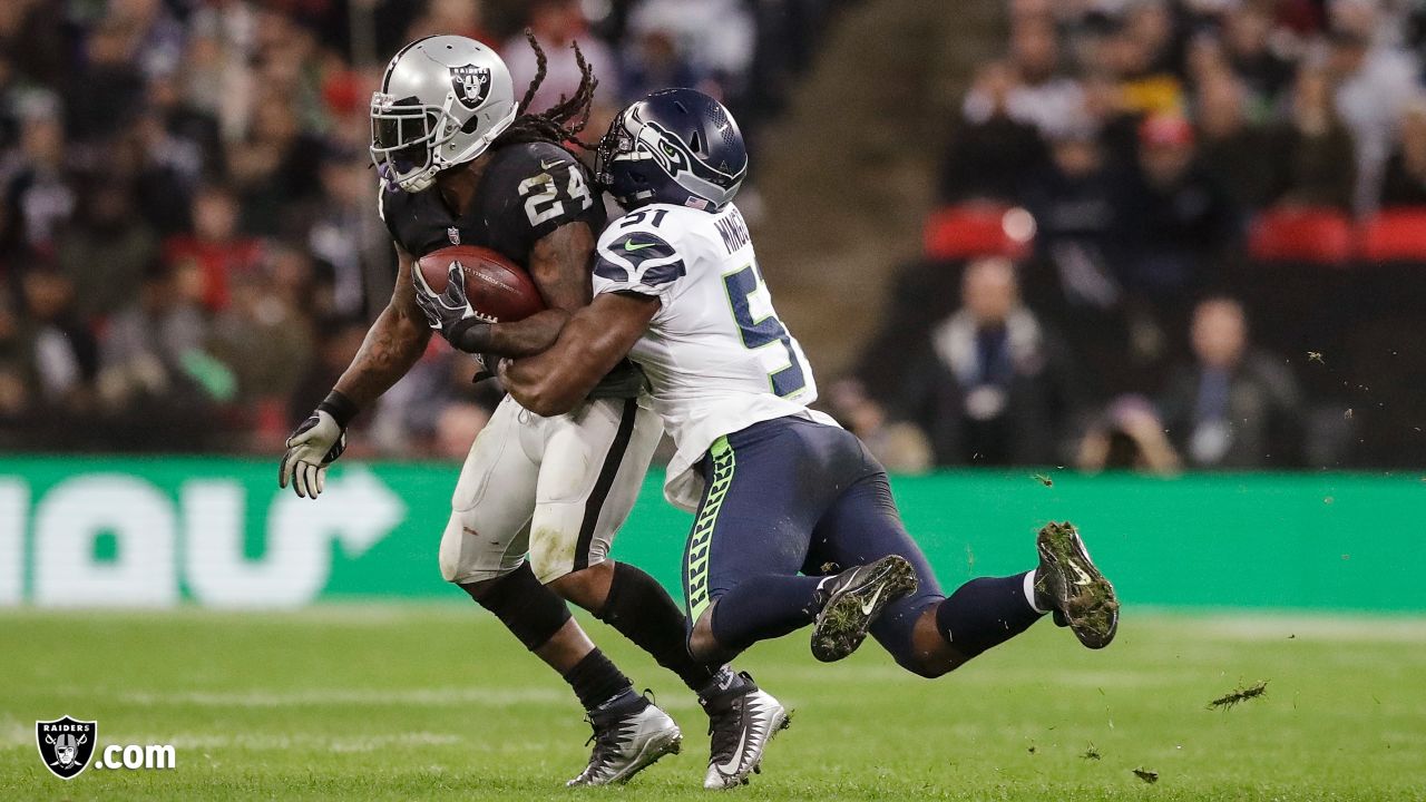 Seahawks beat up on Raiders in London's Wembley Stadium