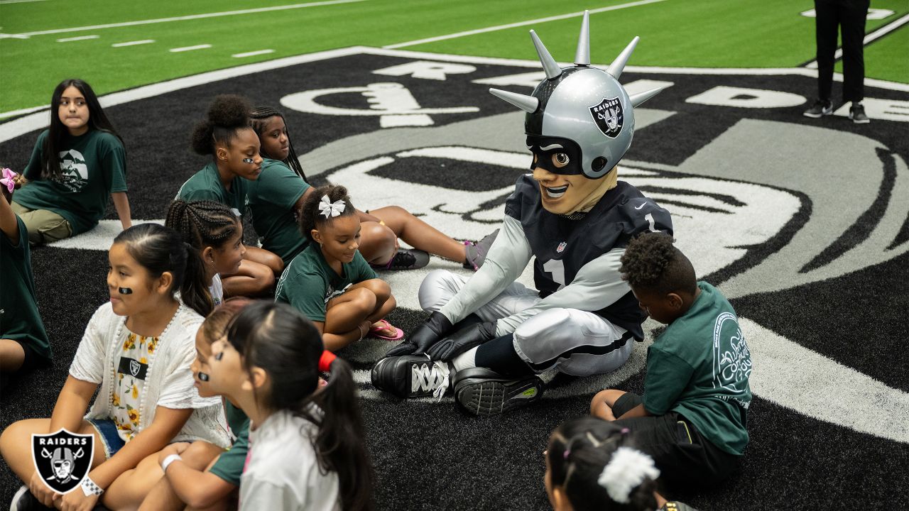 Allegiant Stadium launches Raiders Den program for high school students