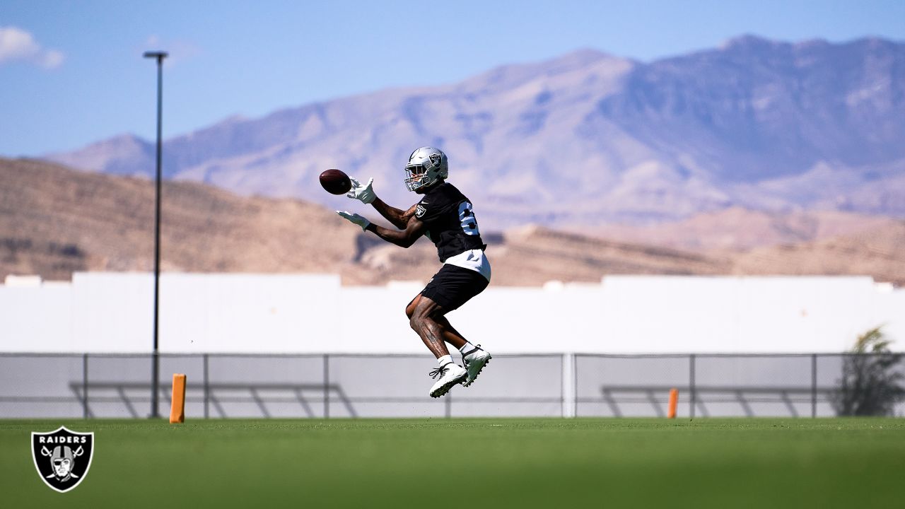 Las Vegas Raiders tight end Darren Waller (83) catches a ball during an NFL  football training c …