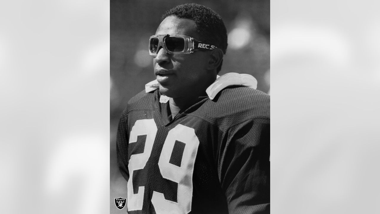 Oakland Raiders #29 Eric Dickerson Black Pro Line Retired Team