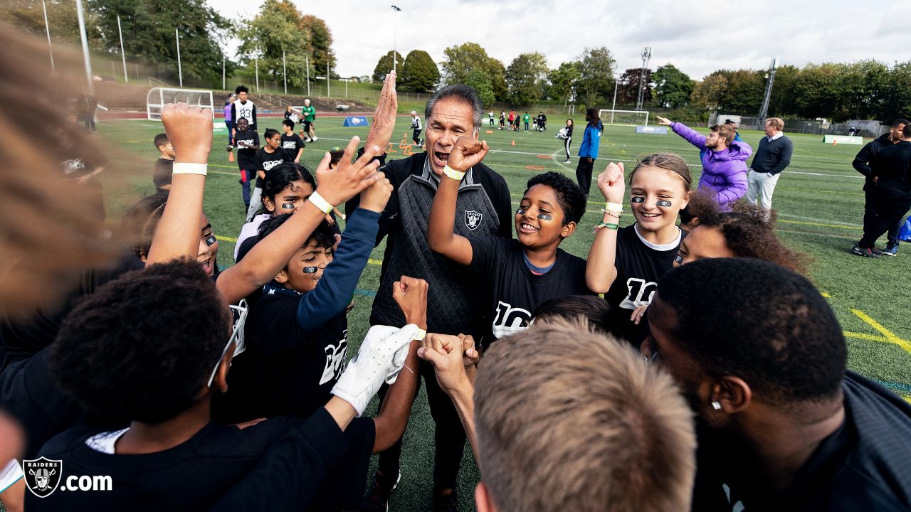 Raiders partner with NFL Academy for a PLAY 60 Camp