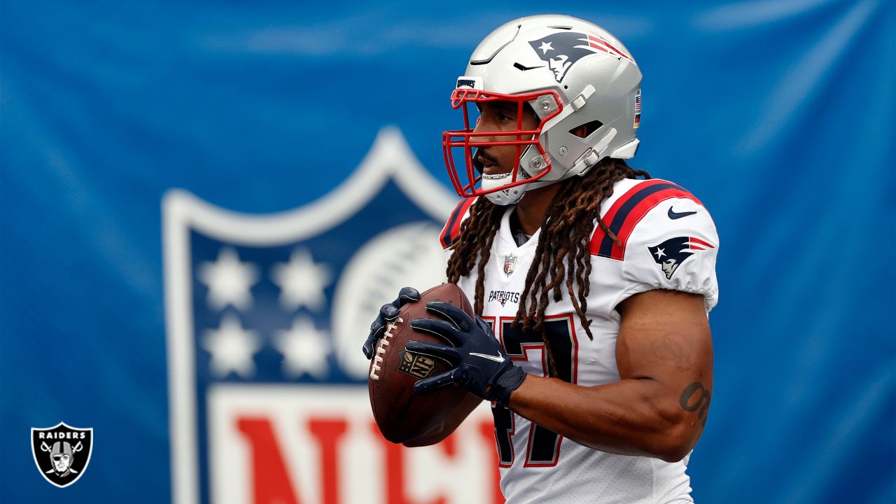 Las Vegas Raiders fullback Jakob Johnson (45) warms up before an NFL  football game against the Los Angeles Chargers, Sunday, Dec. 4, 2022, in  Las Vegas. (AP Photo/Rick Scuteri Stock Photo - Alamy