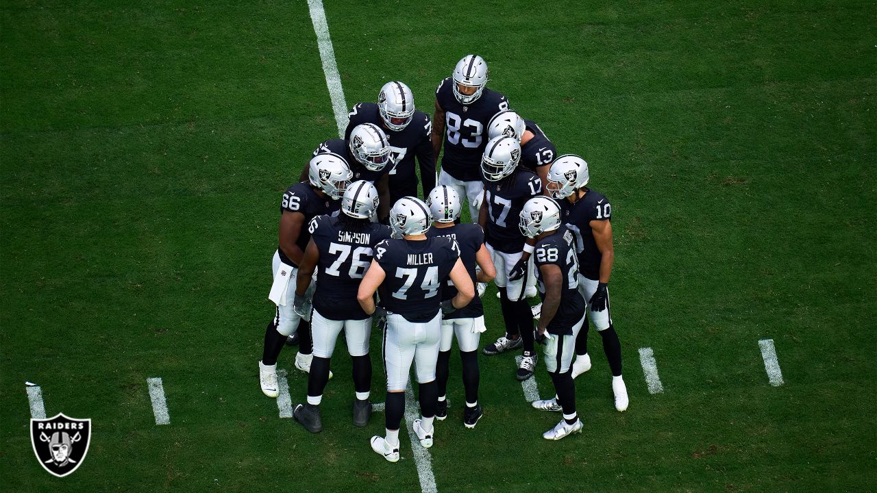 Las Vegas Raiders safety Isaiah Pola-Mao plays against the Tennessee Titans  during an NFL football game Sunday, Sept. 25, 2022, in Nashville, Tenn. (AP  Photo/John Amis Stock Photo - Alamy