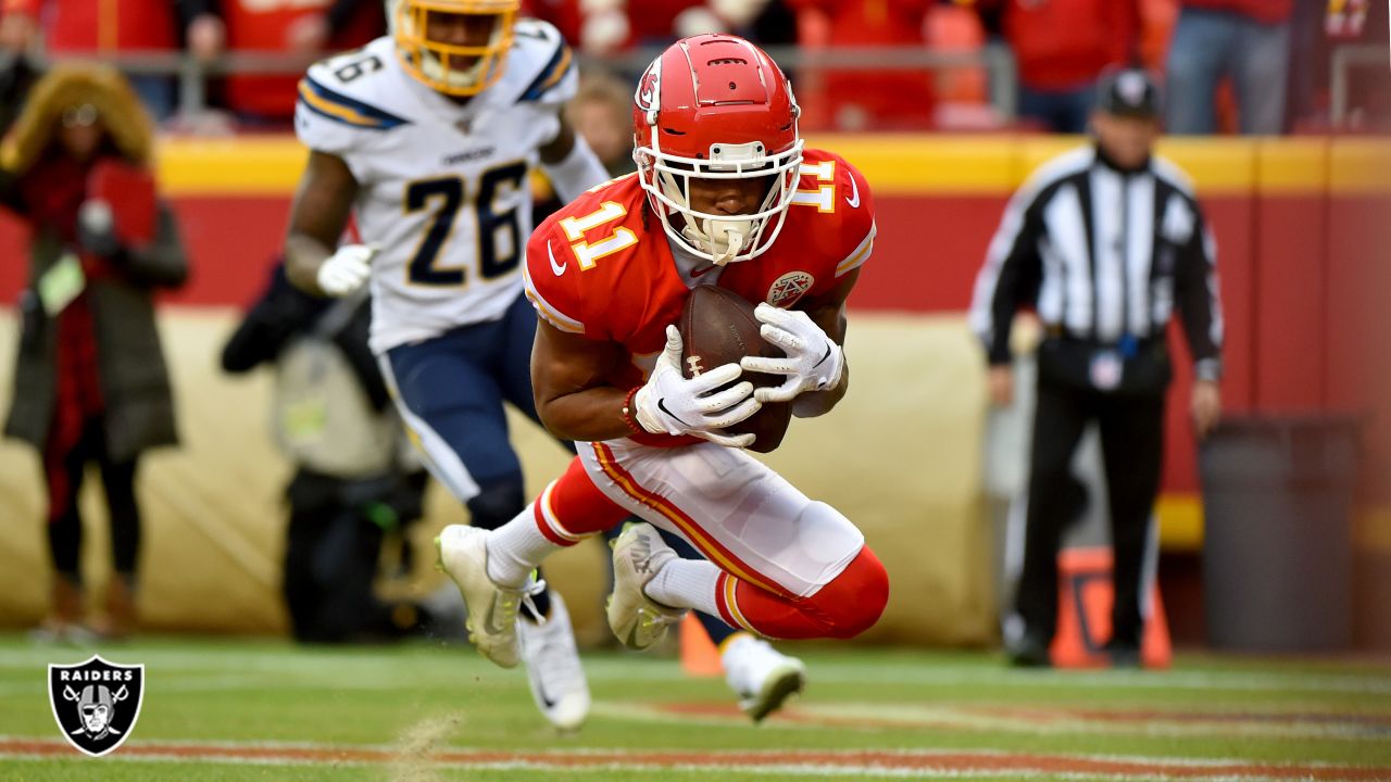 Kansas City Chiefs wide receiver Demarcus Robinson (11) runs in