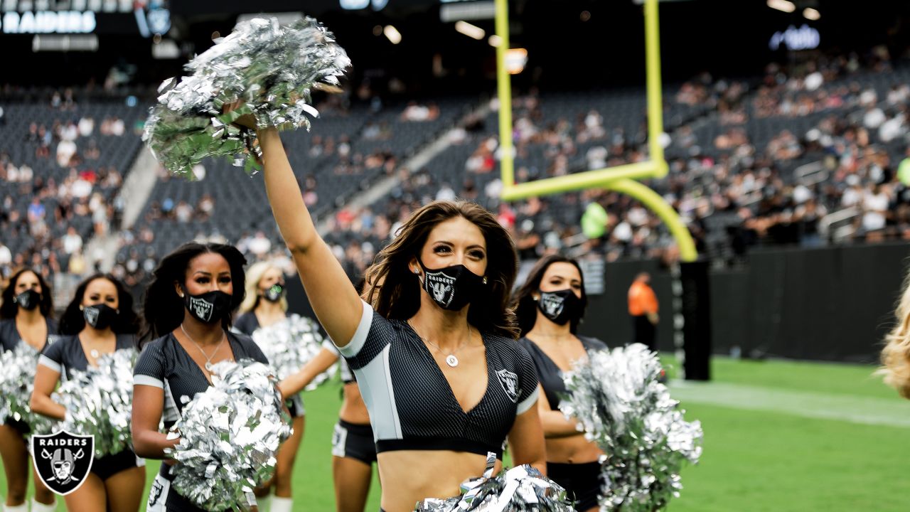 Raiderettes perform for first time at Allegiant Stadium