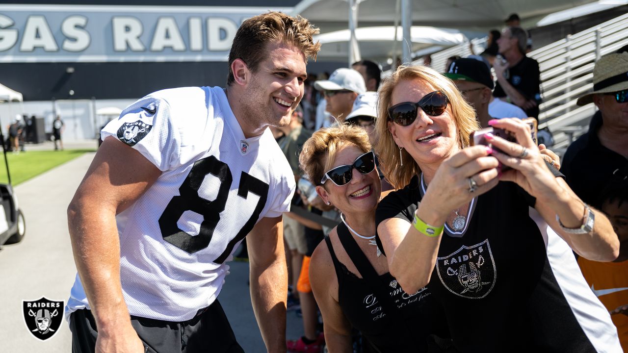 Photos: Fans at 2023 Training Camp