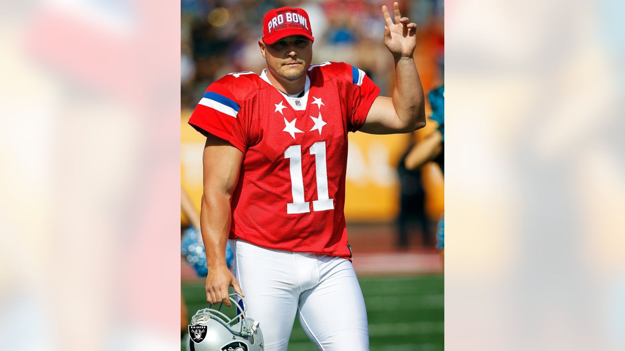 The Pick Is In: Sebastian Janikowski drafted No. 17 in 2000 NFL Draft