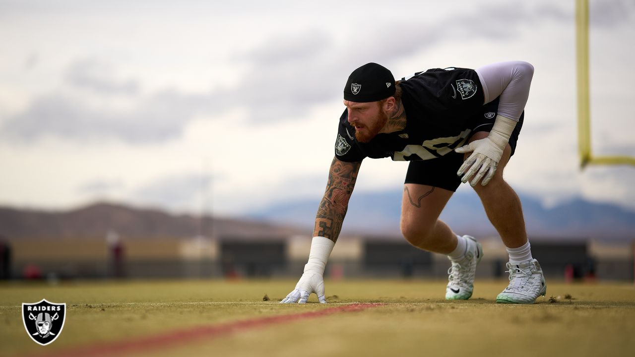 49ers coach Kyle Shanahan apologizes to the Raiders' Maxx Crosby