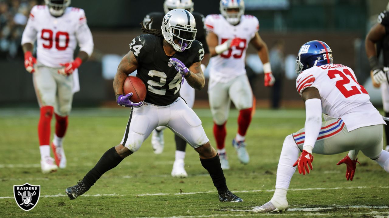 November 2, 2014..Seattle Seahawks running back Marshawn Lynch #24 in  action against the Oakland Raiders at CenturyLink Field in Seattle, WA.. Seahawks defeat the Raiders 30 - 24 Stock Photo - Alamy