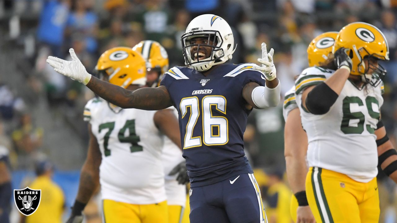 Los Angeles Chargers and Green Bay Packers helmets with Super Bowl