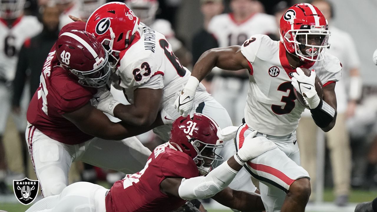 Georgia RB Zamir White taken in fourth round of 2022 NFL draft