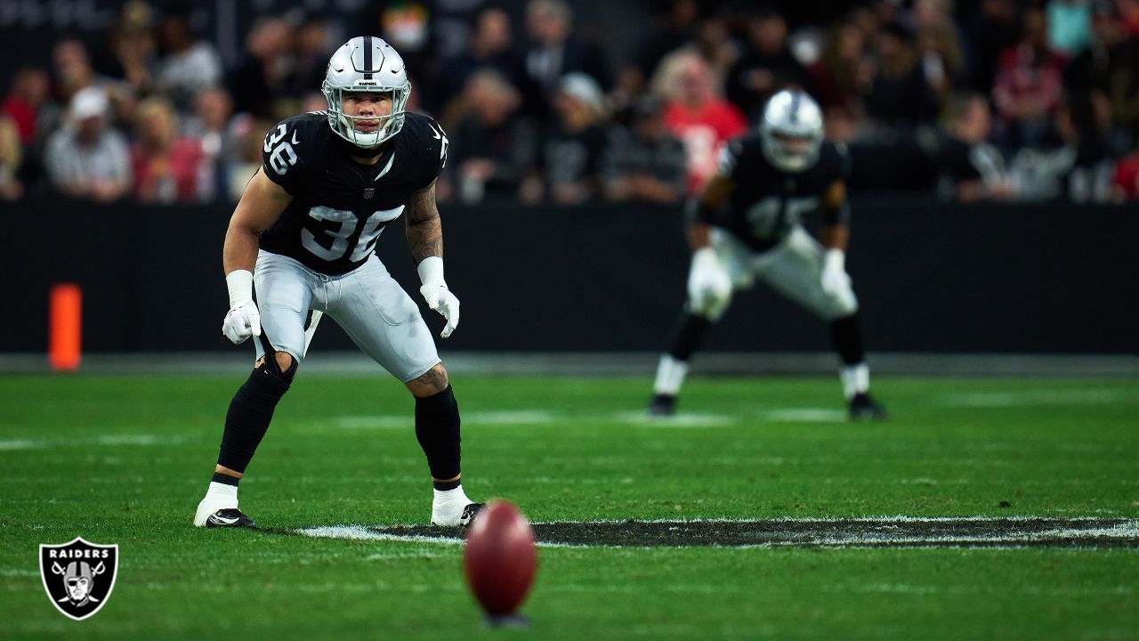 Raiders keep Brian Hoyer, submit 53-man roster to NFL