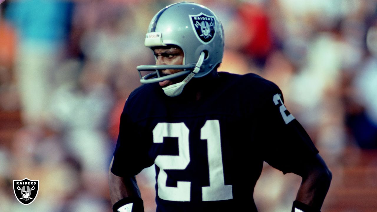 Padecky: Former Raiders great Cliff Branch, waits, hopes for call