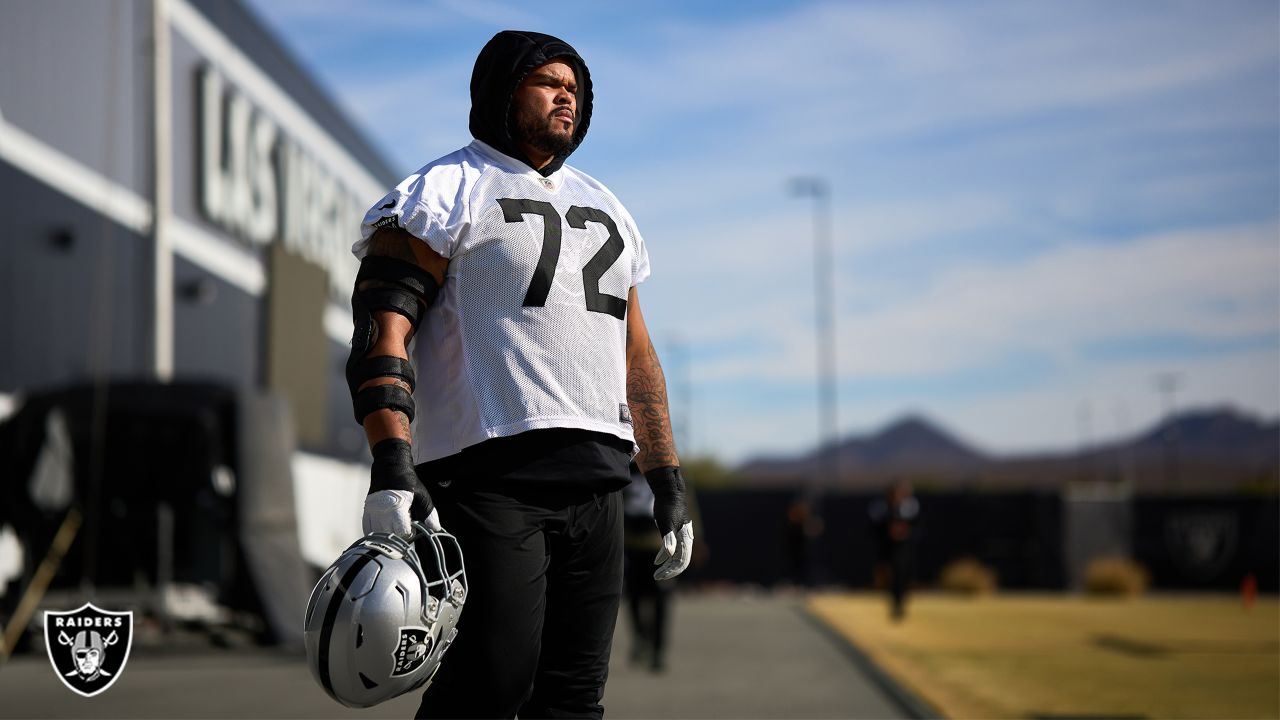 Las Vegas Raiders 2023 preview: Playing to Nate Hobbs' strength - Silver  And Black Pride