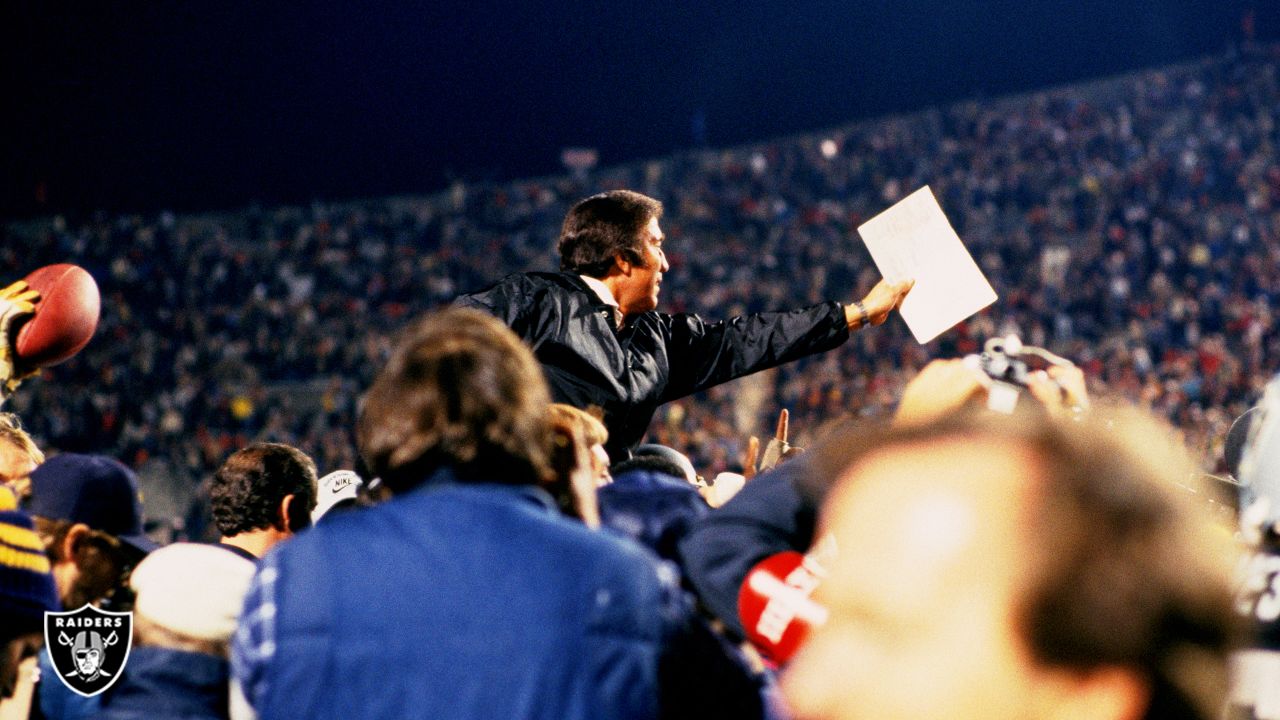 Raiders two-time Super Bowl winning head coach Tom Flores named finalist  for Pro Football Hall of Fame class of 2019 - Silver And Black Pride