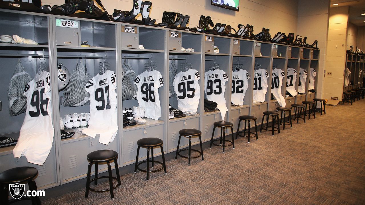 raider locker room store