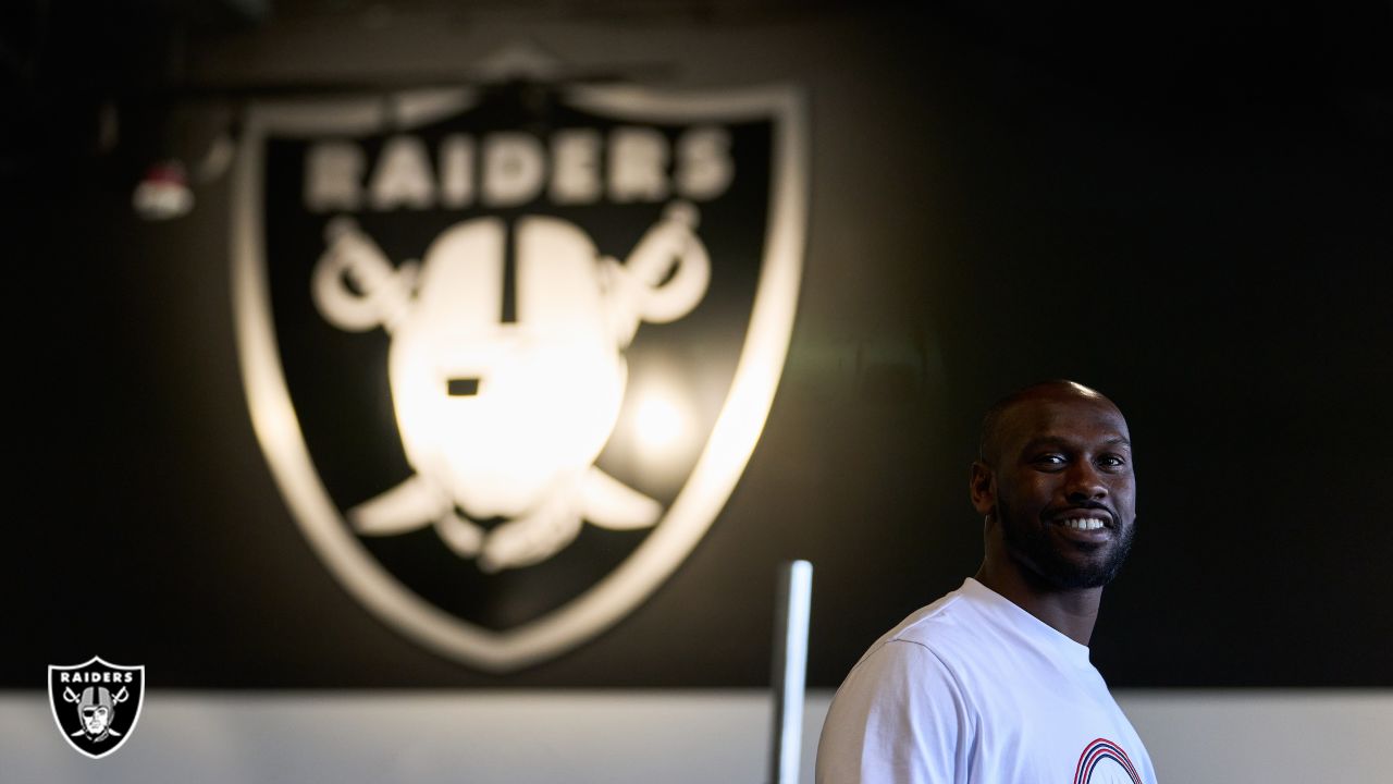 Raiders' Chandler Jones posts cryptic messages on alleged hospital