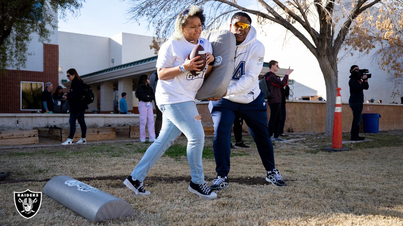 Raiders take part in Pro Bowl Legacy Event