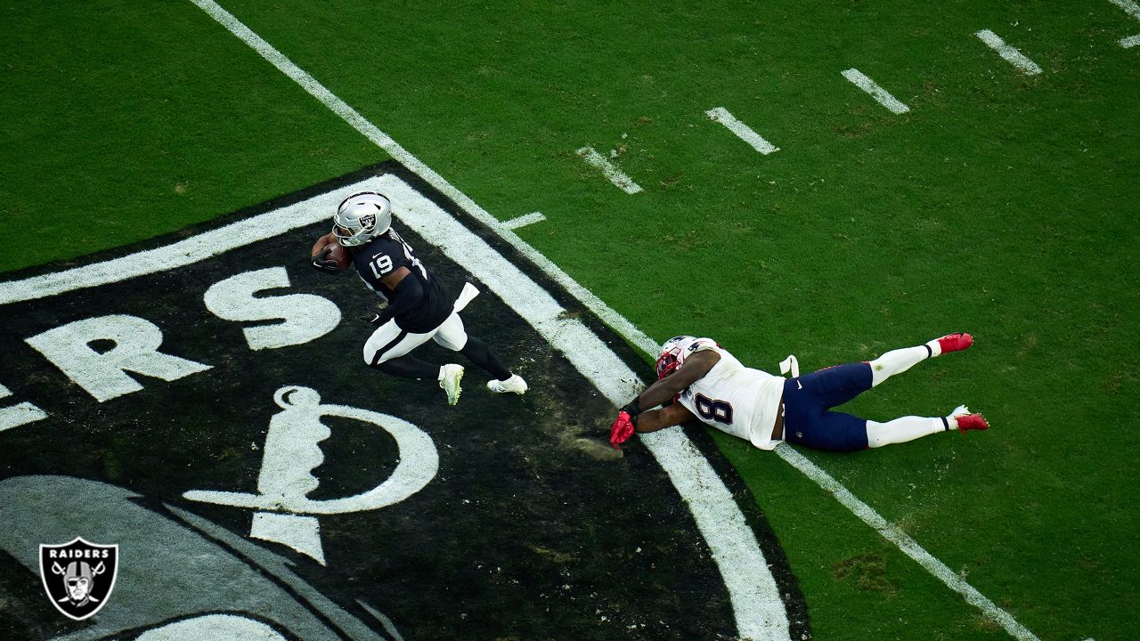 4,583 New England Patriots V Oakland Raiders Photos & High Res Pictures -  Getty Images