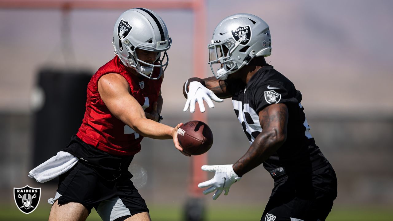 Raiders' rookie wide receivers Ruggs, Edwards are good to go as potential  starters in debut – Daily Democrat