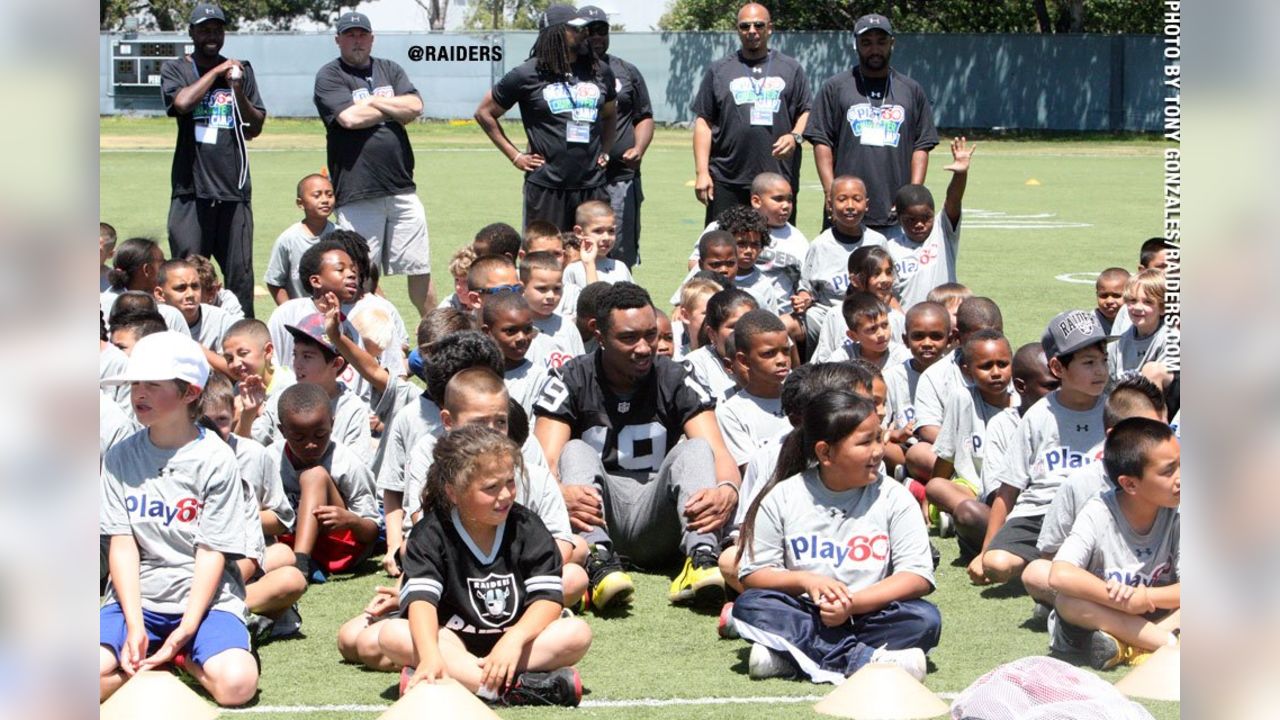 Jets, Anthony Munoz host youth football camp in Florham Park