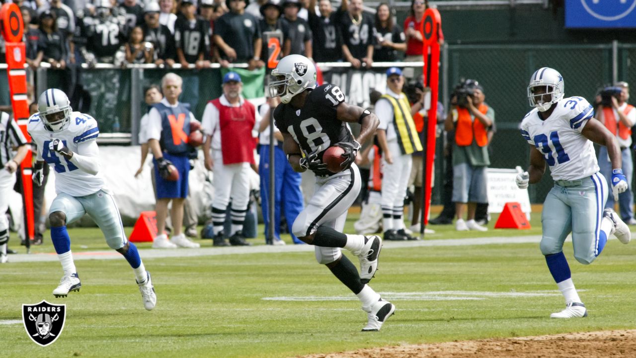 December 18,2005- Oakland,California Randy Moss of the Oakland