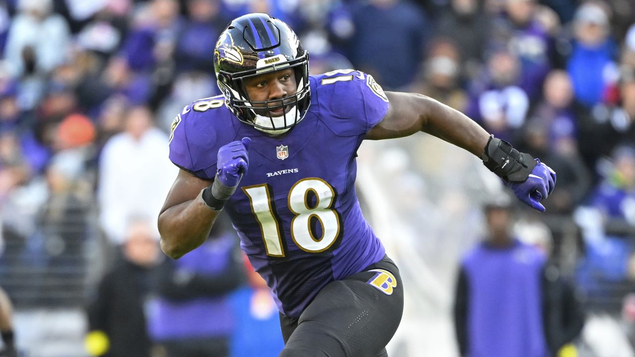 Baltimore Ravens linebacker Roquan Smith (18) looks on between plays during  the second half of an NFL football game against the Denver Broncos, Sunday,  Dec. 4, 2022, in Baltimore. (AP Photo/Terrance Williams