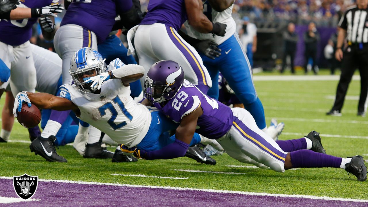 Las Vegas Raiders running back Ameer Abdullah caps his 8-yard