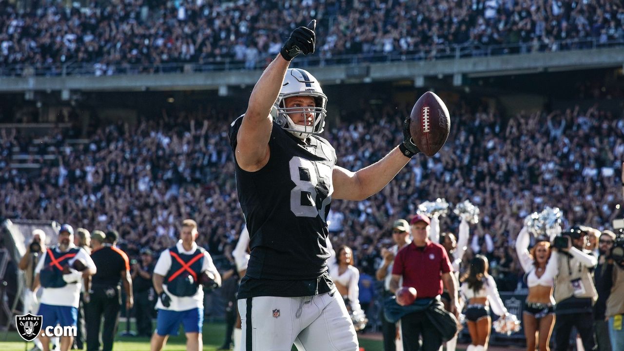 Oakland Raiders tight end Foster Moreau (87) celebrates his