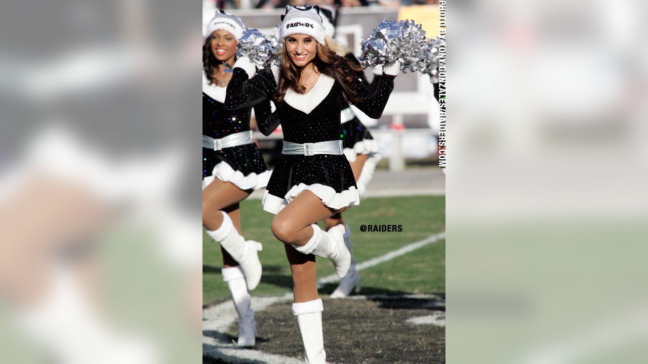 Las Vegas Raiders on X: PHOTOS - Raiderettes Week 15: