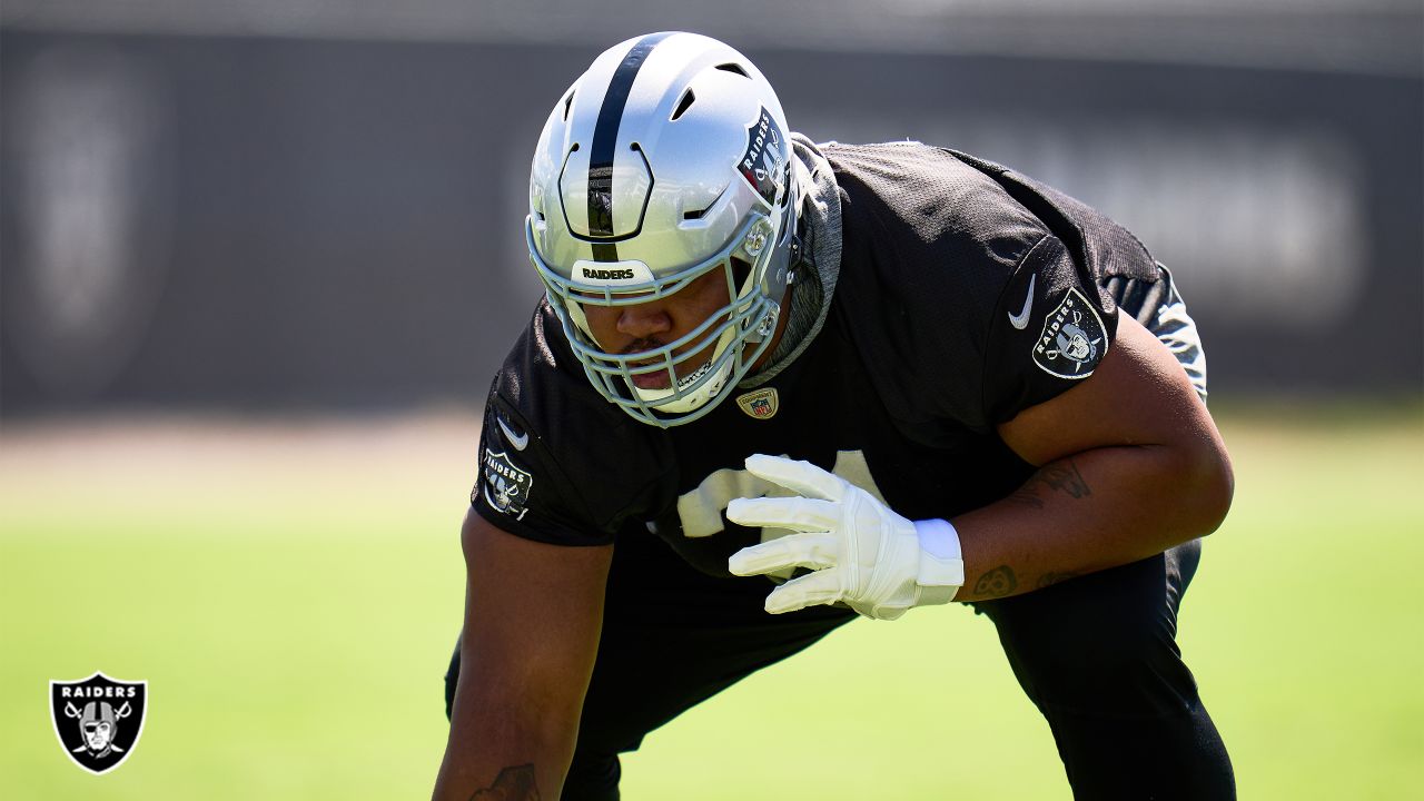 Raiders G Denzelle Good Tears ACL