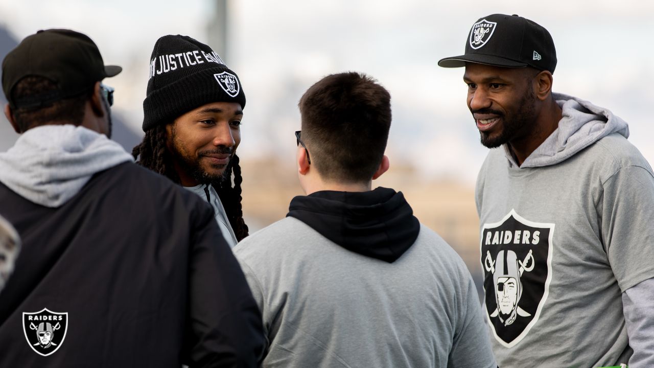 Raiders' Walter Payton NFL Man of the Year nominee AJ Cole hosts community  event