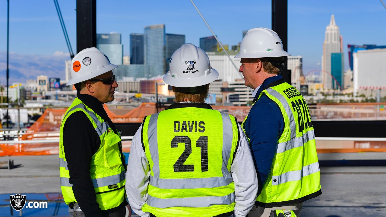 Roger Goodell tours Allegiant Stadium and views the Las Vegas Strip