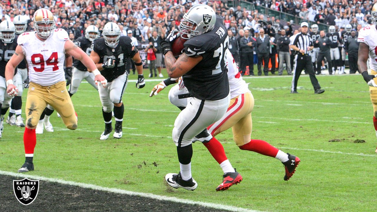 Raiders Lineman Donald Penn Catches Touchdown (Video)