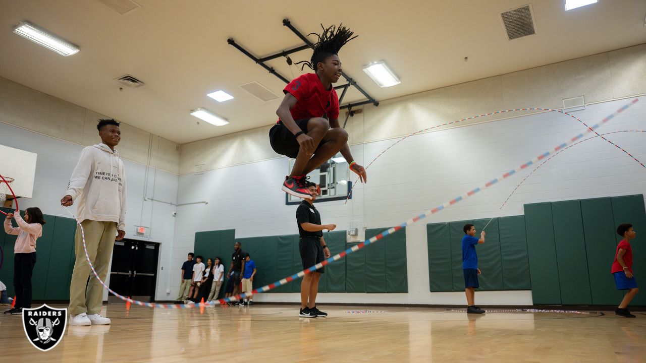 Photos: Raiders host Stretch and Move program for Boys and Girls