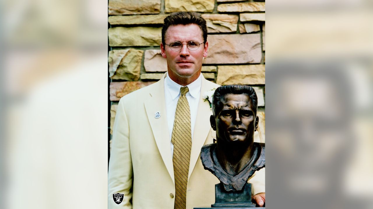 Howie Long popularity & fame