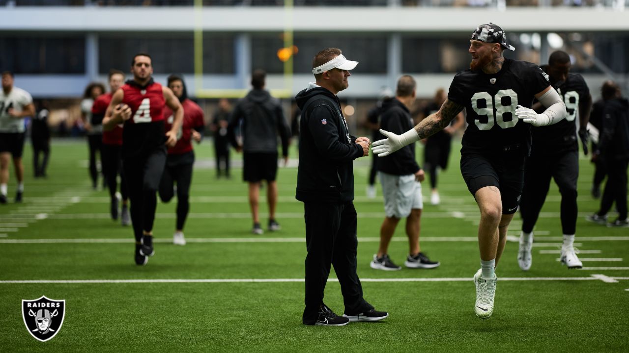 Raiders' Maxx Crosby facing even more attention from opposing offenses with  Chandler Jones out