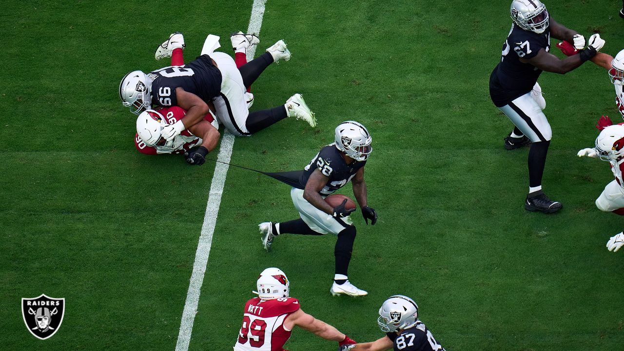 Las Vegas Raiders running back Brittain Brown gives the Raiders their  second touchdown of the night on the same exact play with his 3-yard score