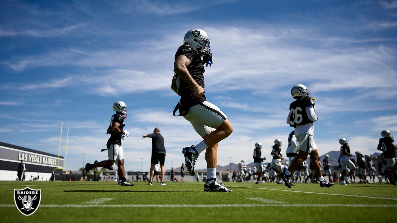 Raiders Mailbag: What's the quarterback situation as team prepares for  Chargers?