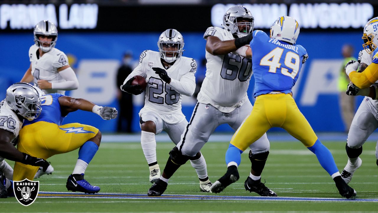 Raiders lose 28-14 Chargers SoFi-Stadium