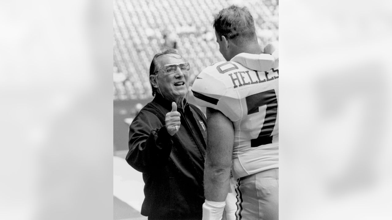 Las Vegas Raiders rewind: A look at Al Davis-Pete Rozelle 30-for-30 -  Silver And Black Pride