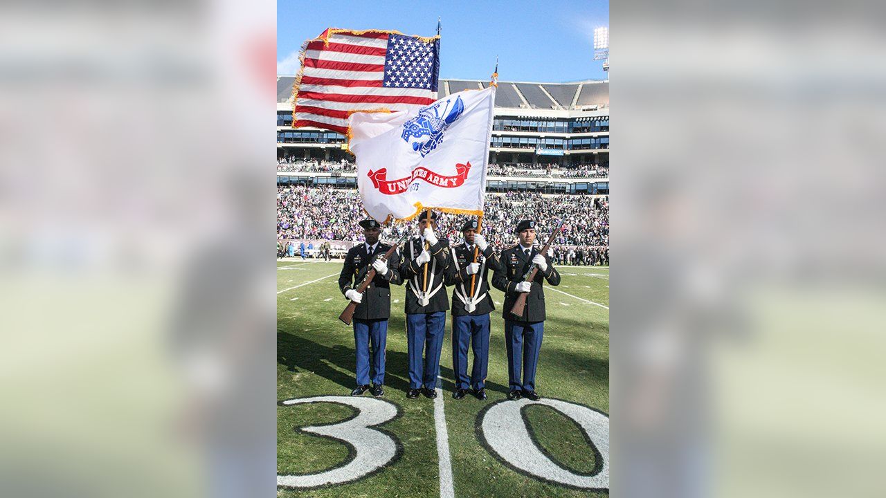 DVIDS - Images - USAA Salute to Service: Las Vegas Raiders [Image 2 of 8]