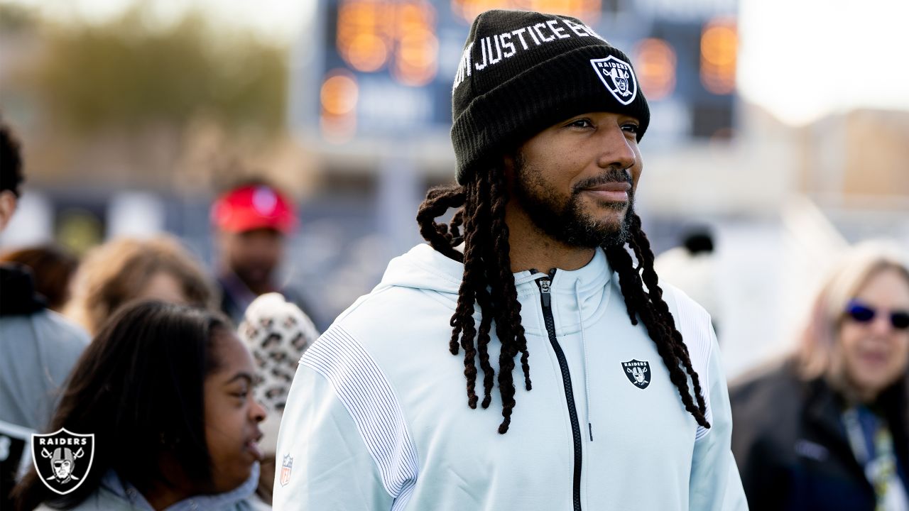 Raiders' Walter Payton NFL Man of the Year nominee AJ Cole hosts community  event