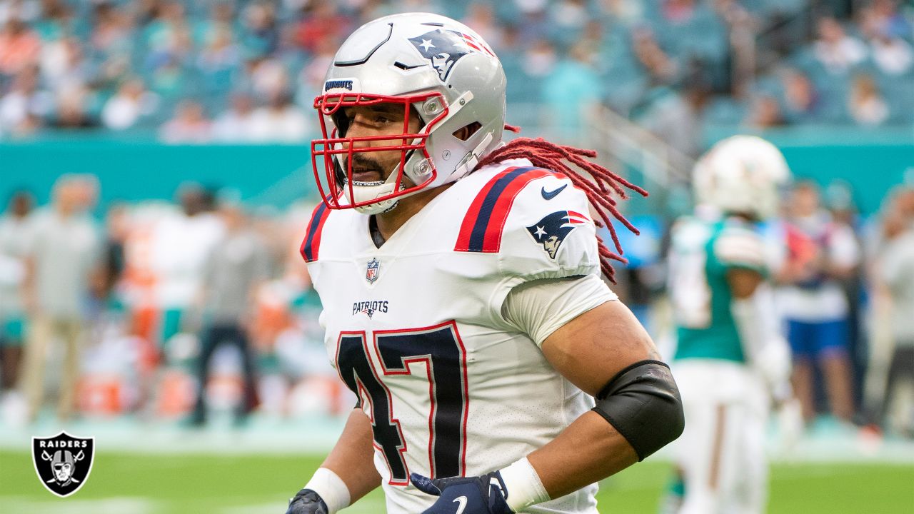 Las Vegas Raiders fullback Jakob Johnson (45) warms up before an NFL  football game against the Los Angeles Chargers, Sunday, Dec. 4, 2022, in  Las Vegas. (AP Photo/Rick Scuteri Stock Photo - Alamy