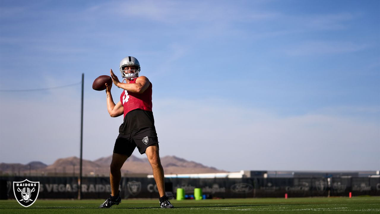 Training Camp Notebook 7/21: Camp officially gets underway in the desert